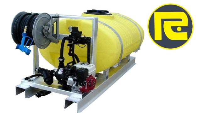 Reddick’s 300 and 500 Gallon Poly Deicing Sprayers